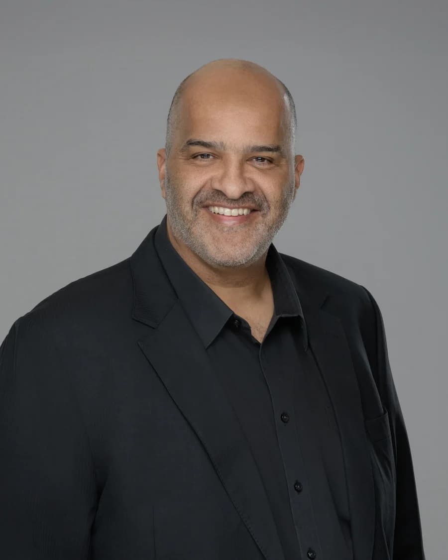 Dr Justin Thomas